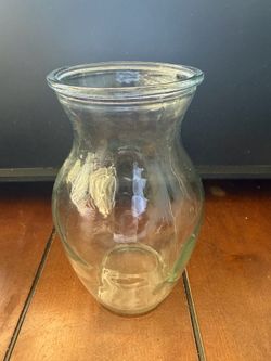 Glass vase