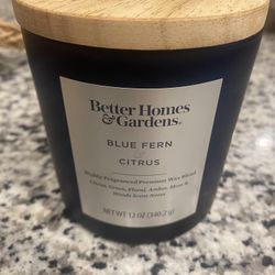 Better Homes& Gardens Candle