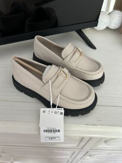 Zara Kids Heart Loafers size 10.5