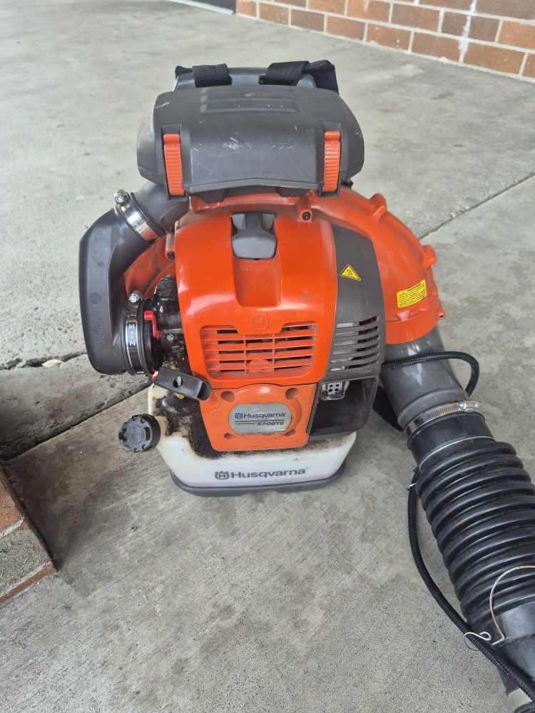Husquvarna Leaf Blower