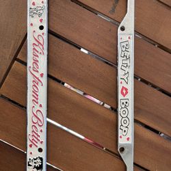 Vintage BETTY BOOP License Plate Frame