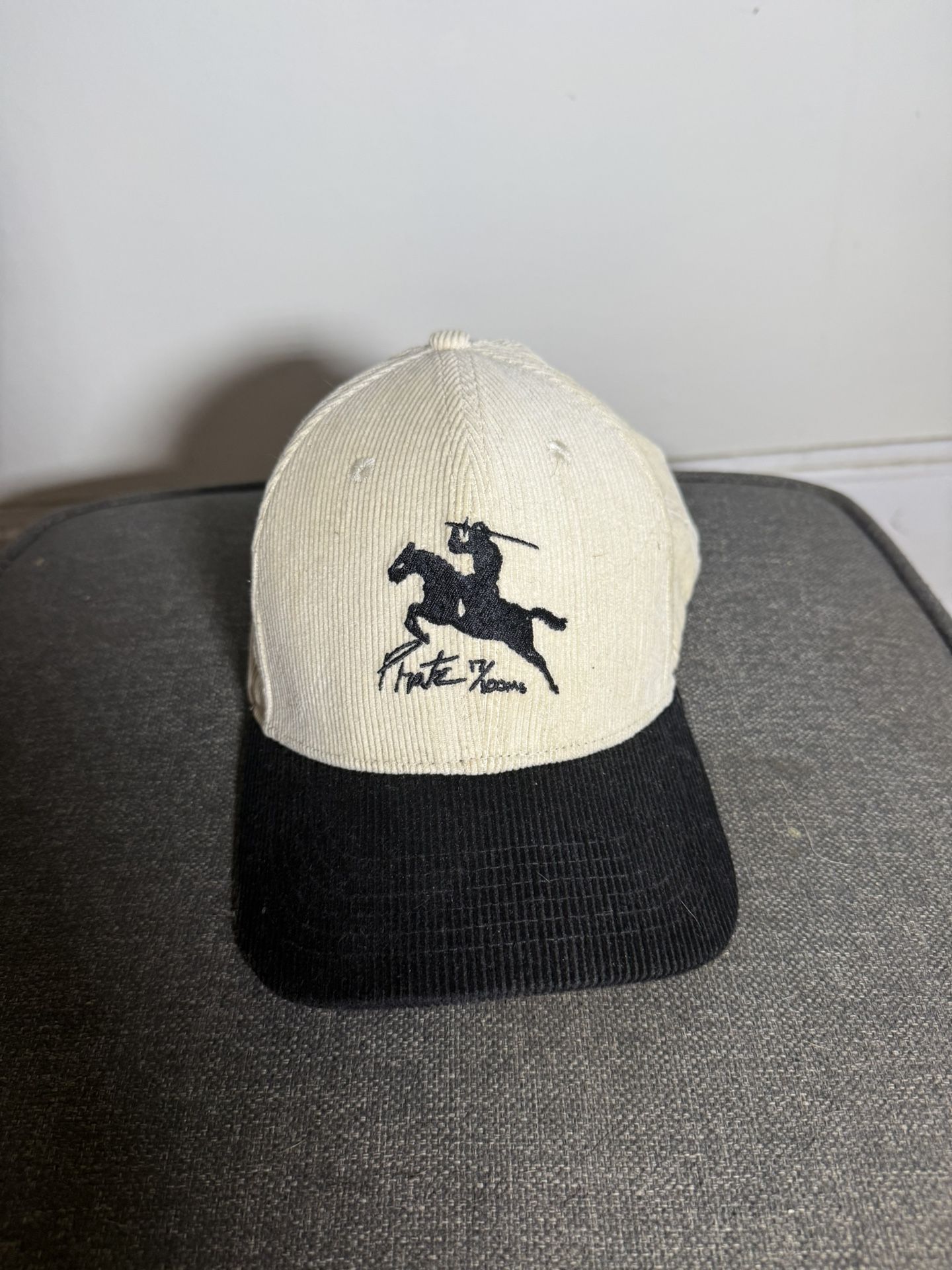 PIRATE WORLD WIDE HAT