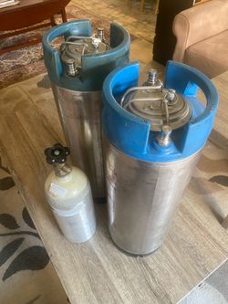 2 Firestone 5-Gallon Kegs + 5 lb CO₂ Tank