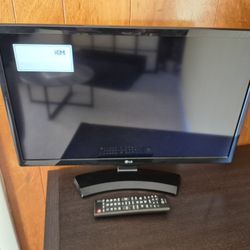 LG 24" LCD TV 