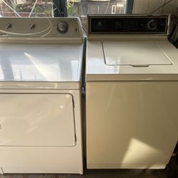 Maytag Washer & Dryer - Just Serviced 