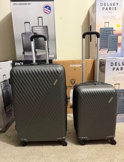 Not available after Sunday !‼️Moving ‼️samsonite expandable luggage set