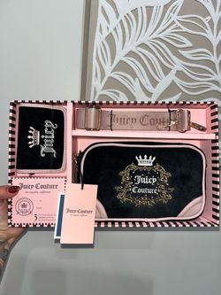 Juicy Couture 3-Piece Crossbody Set Gift Box