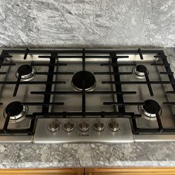 Bosch 36 in. Gas Cooktop in Stainless Steel with 5-FlameSelect Burners