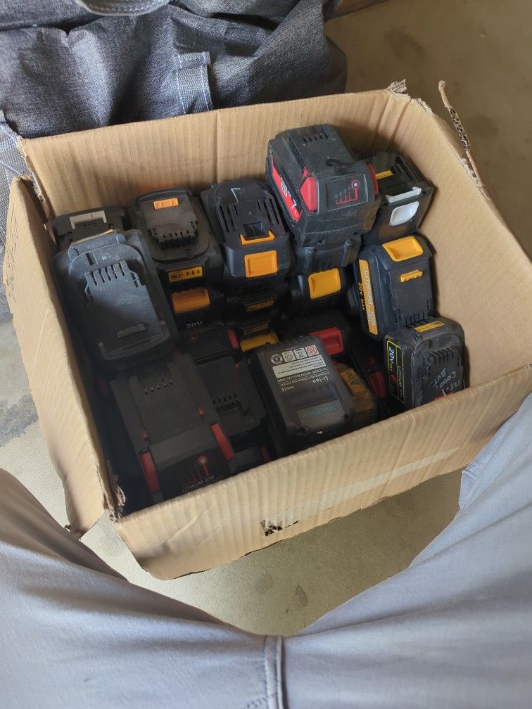 18v 20v batteries from many different brands