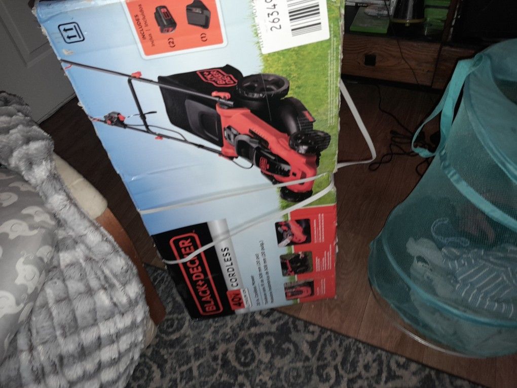 Black and Decker 18 36V Cordless Mower for Sale in Portland, OR - OfferUp