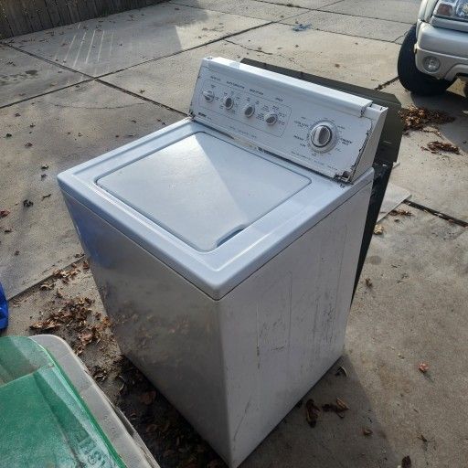 Free WASHER - NOT WORKING GOOD FOR SCRAP