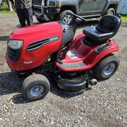 CRAFTSMAN RIDING MOWER 