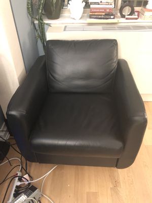 New And Used Furniture For In Queens Ny Offerup Black Leather Arm Chair And Ottoman Both Swivel 150 For In New