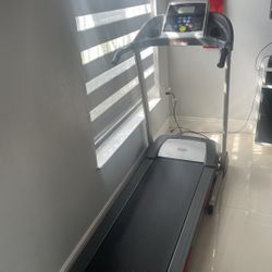 Treadmill 