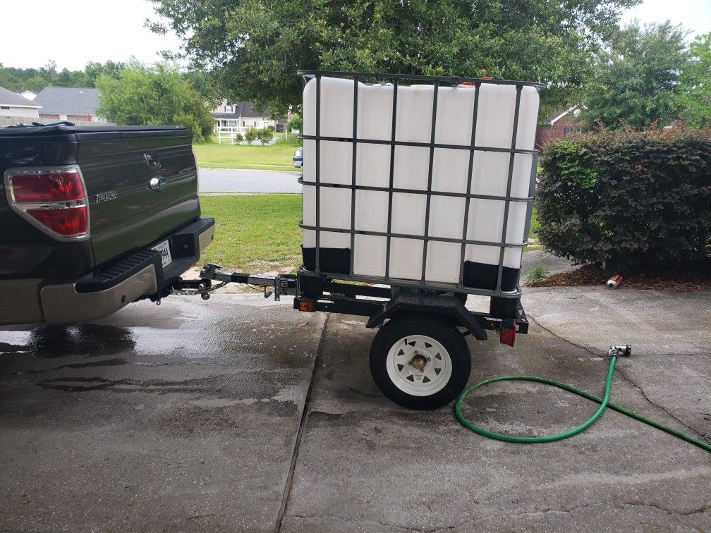 New trailer with water tank