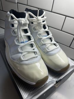 Jordan 11 Columbia Size 10