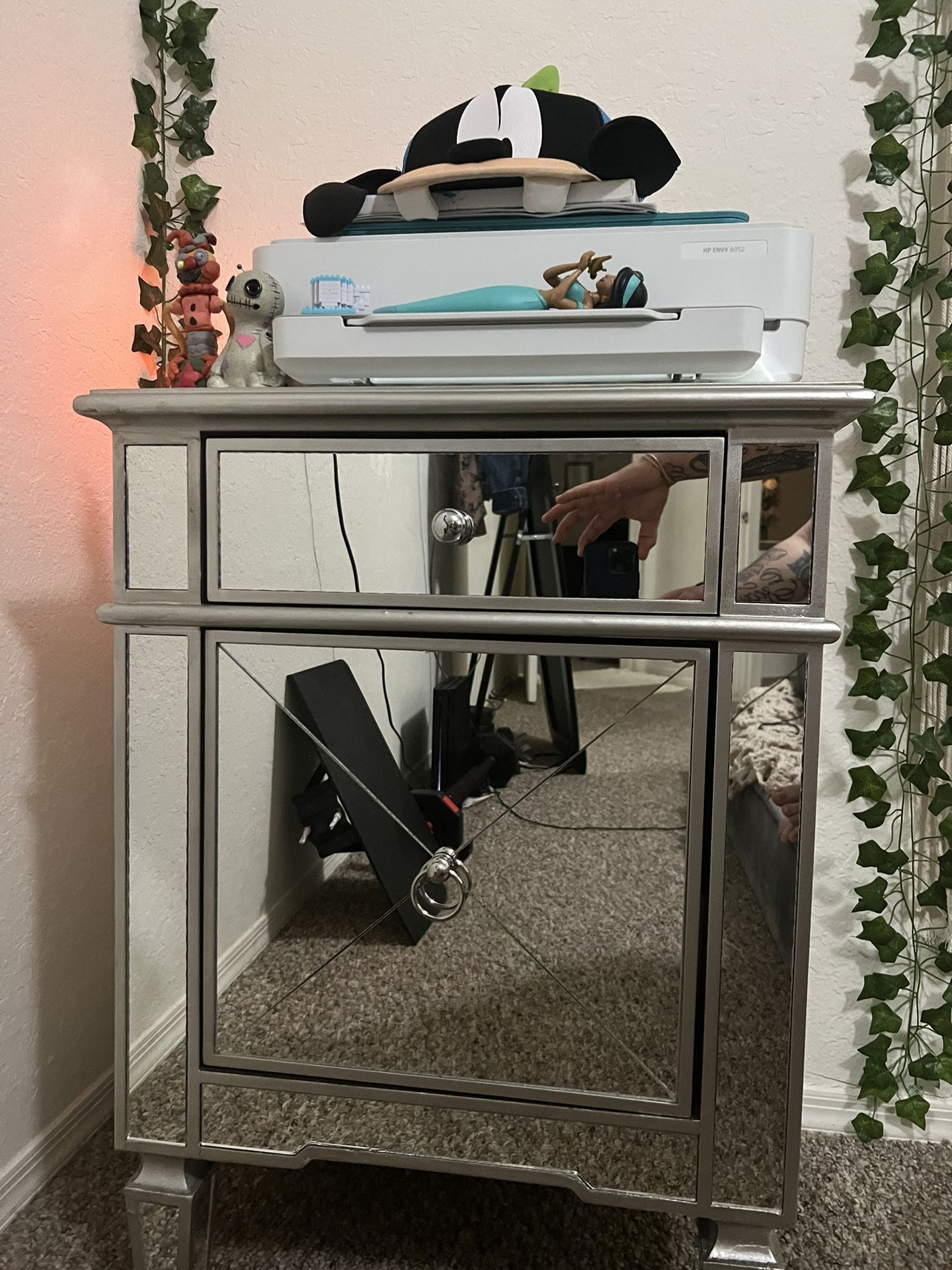 Baxton Vintage Mirror, Nightstand.