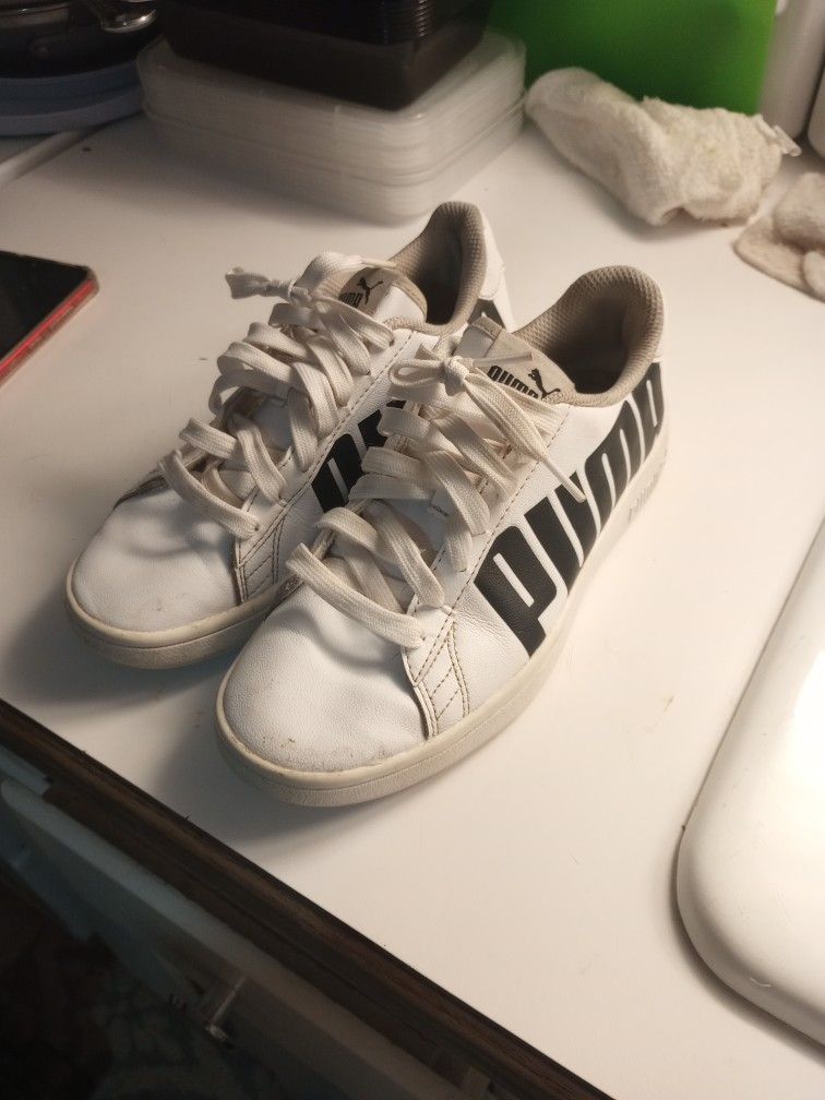 women's puma shoes