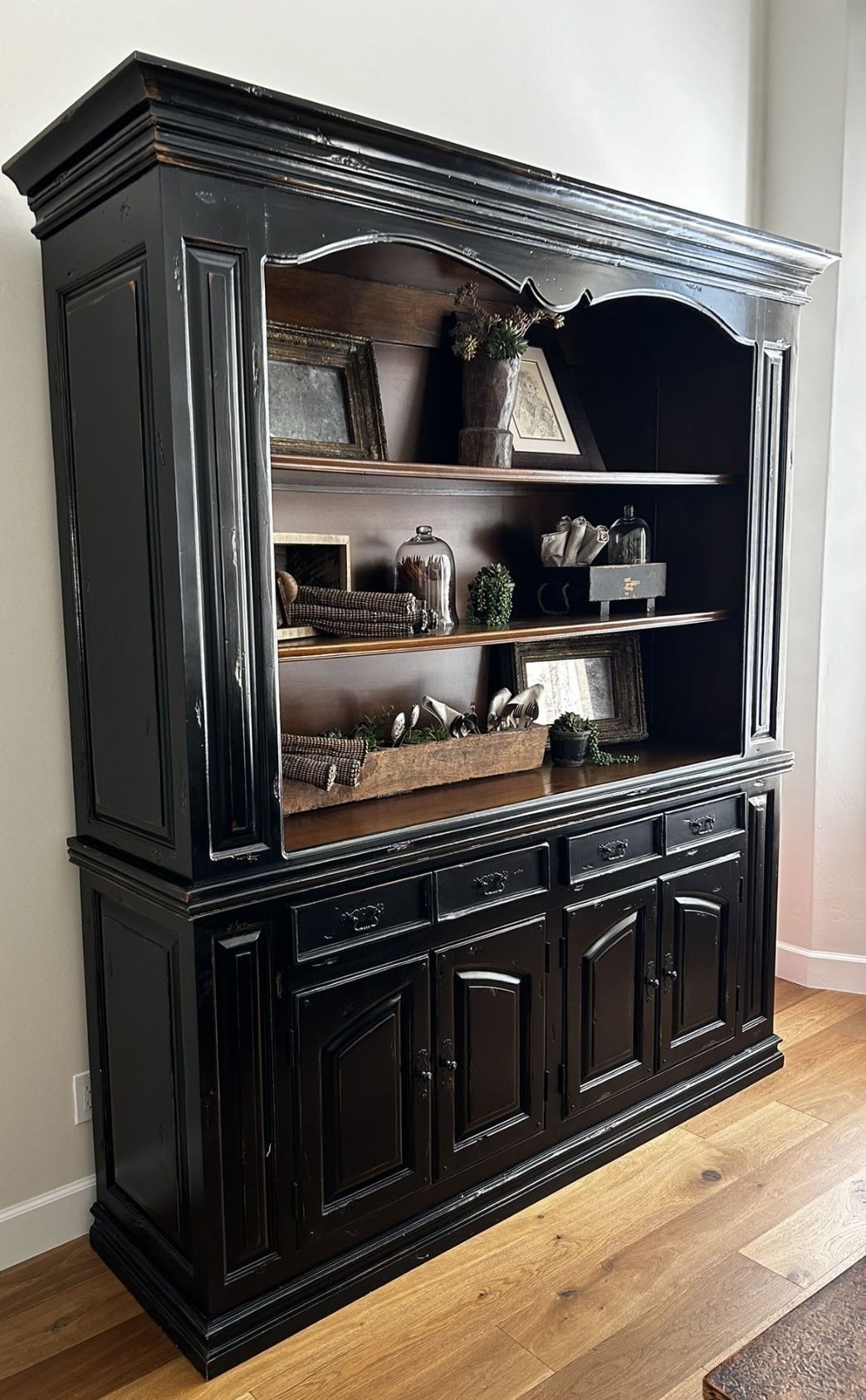 Black Distressed Sideboard/Hutch