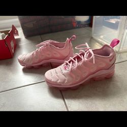 Light Pink Vapormaxes 