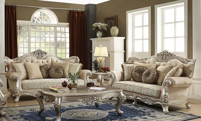 BEAUTIFUL SOFA AND LOVE SEAT SET