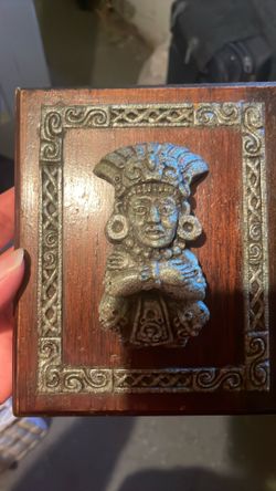 Aztec/Mayan vintage plaque