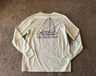 Men’s Vineyard Vines Merry Christmas Burgees Long Sleeve Tee