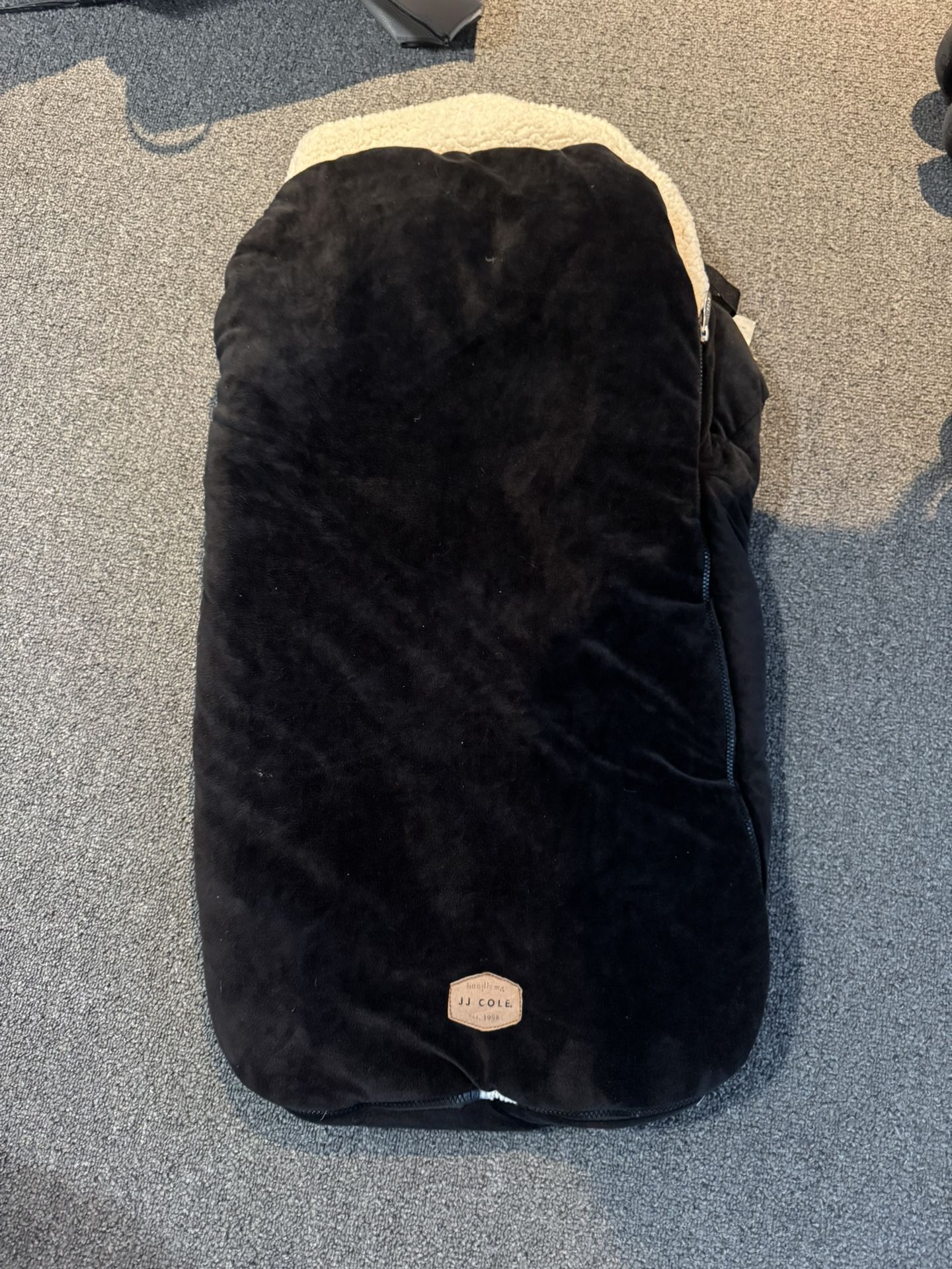 JJ Cole Winter Baby Car Seat Cover - Winter Car Seat Cover for Baby Seat or Stroller - Infant Car Seat Covers with Warm Sherpa Lining - Black