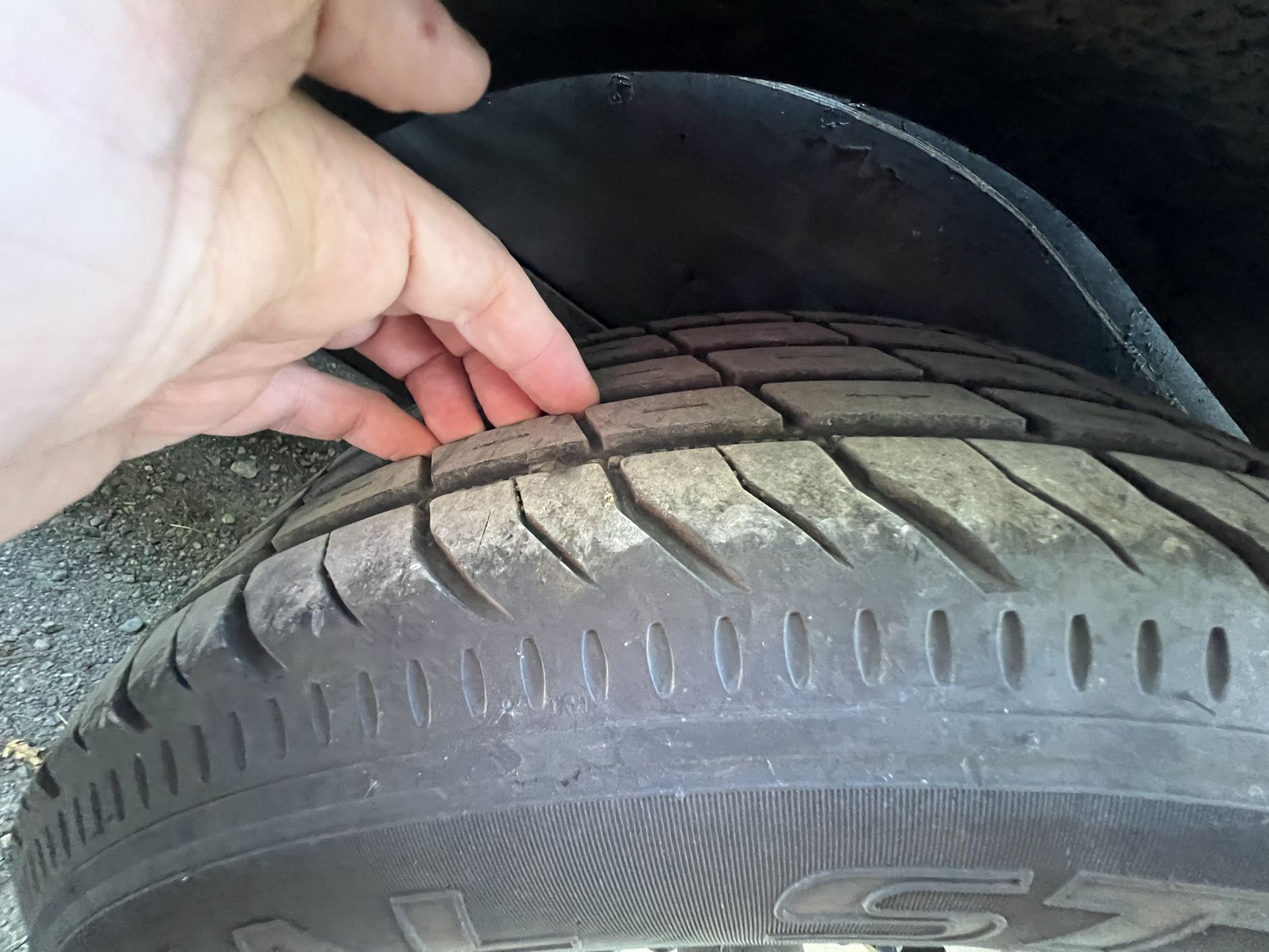 Dual axle 6’x12’ Garland Trailer with electric brakes for Sale in Fall