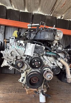 NISSAN TITAN ENGINE 5.6 L 2018