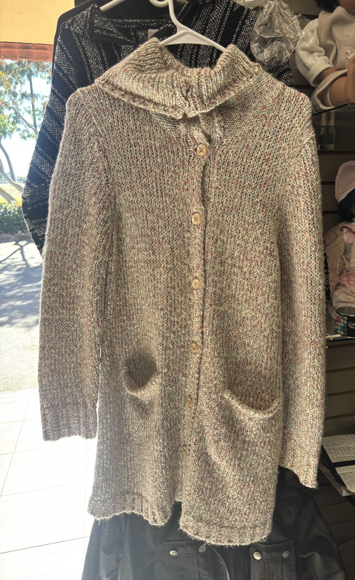 Knit Sweaters & Cardigans