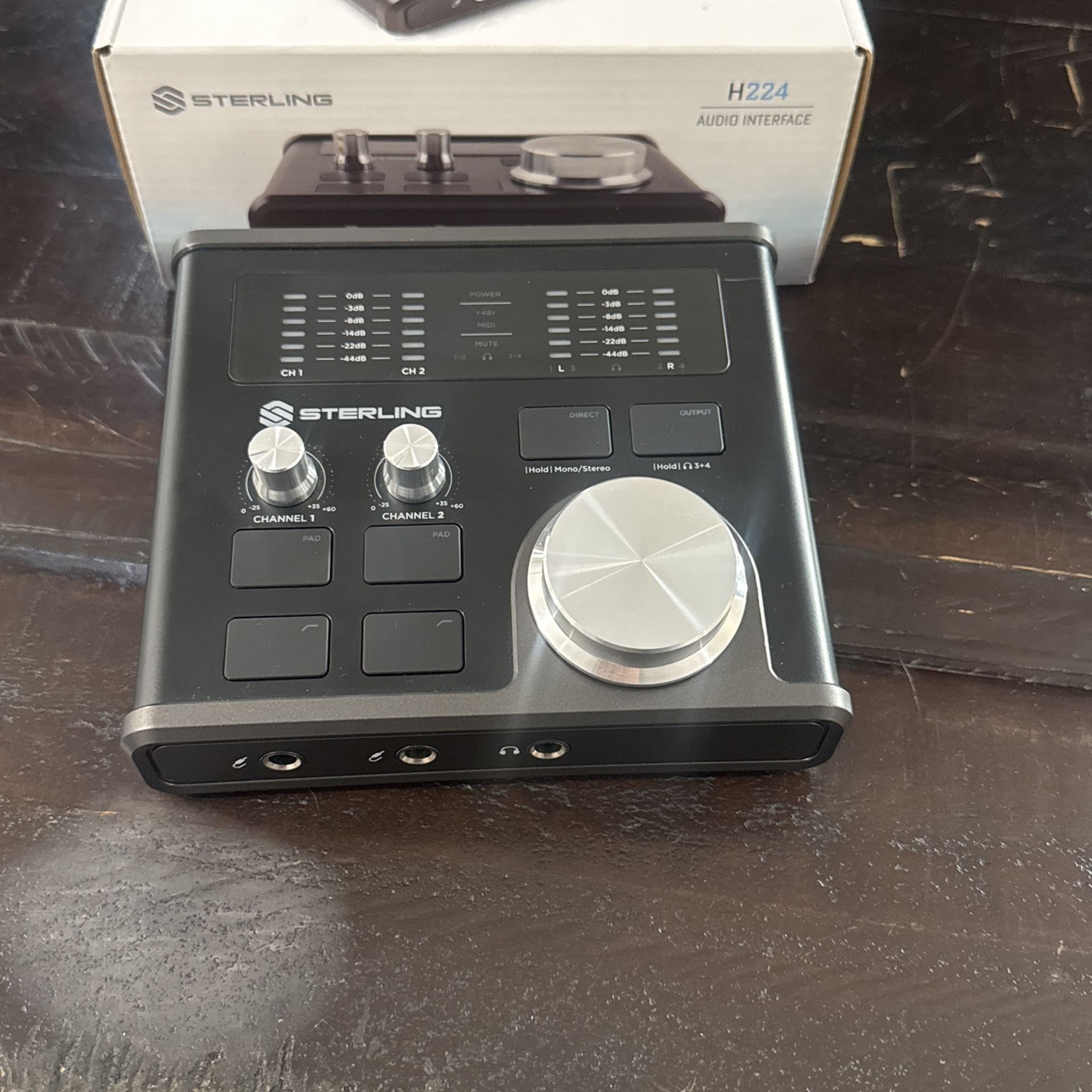 NEW - Sterling Audio Harmony H224 Interface