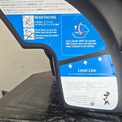 Carseat with 2 extra bases