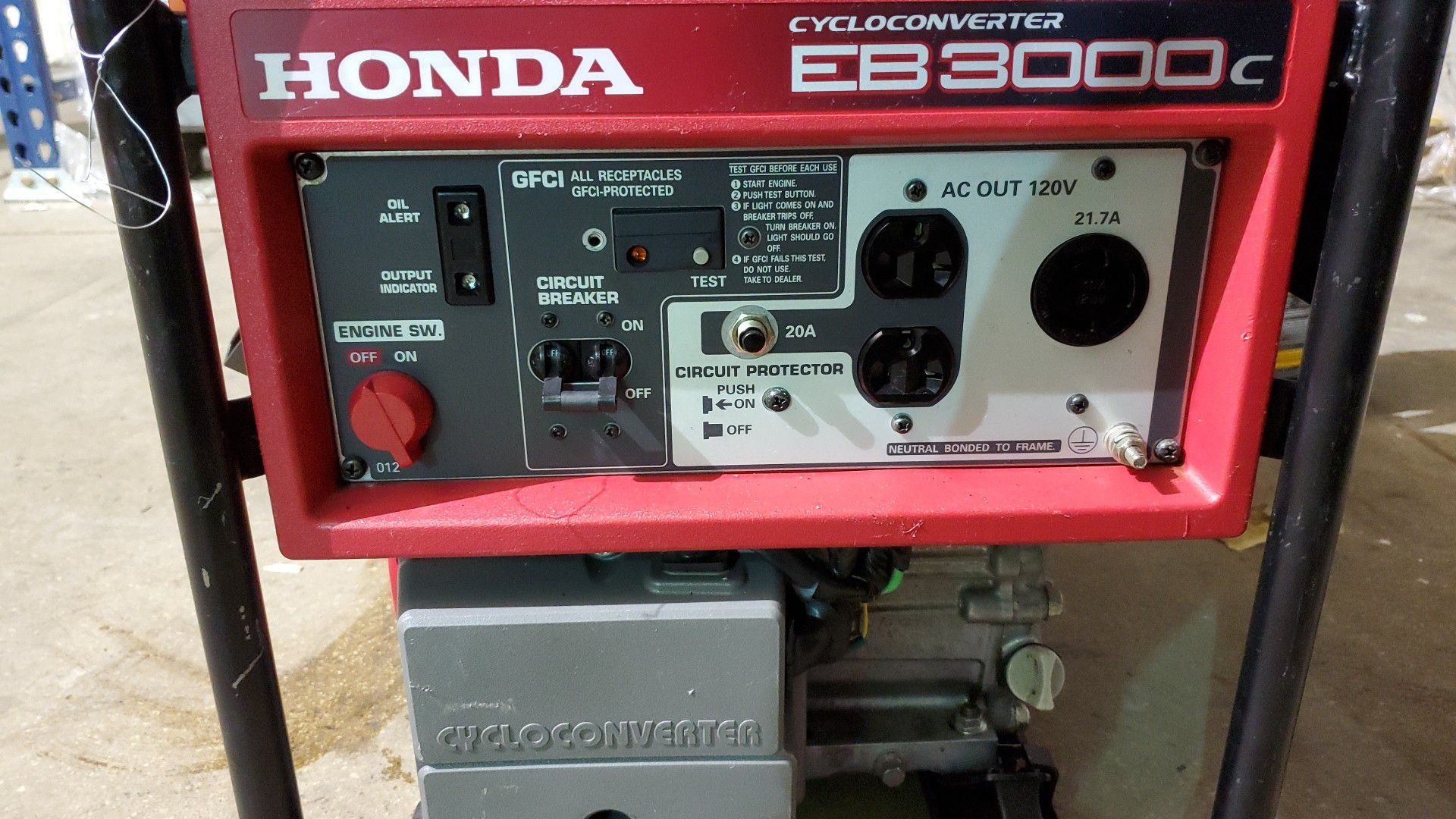 Honda 3000w generator like new, just serviced one pull start
