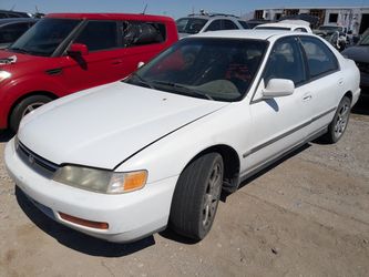 1997 Honda Accord PARTS @ U-Pull Auto Parts DD4264