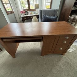 Office computer desk
