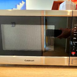 Cuisinart 1.1 cu ft Microwave Oven; Countertop, 1000w, 11 Power Levels, Digital Display 20Wx14Dx11H