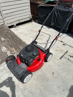 Troybilt Self Propelled Mower READ DESCRIPTION