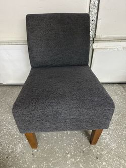 Accent Chair ( New condition )