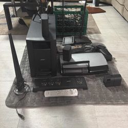 Bose AV18 Media Center Home Theater