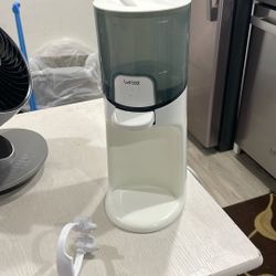 Baby Brezza Water Warmer