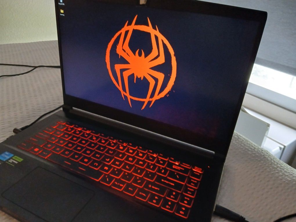 MSI Laptop - RTX 3050, 16gb ram