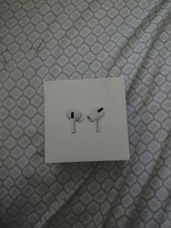 AirPods Pro open box