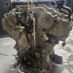 Nissan V6 Engine