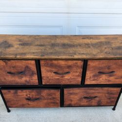 Small Shoe Storage Organizer With Bins. 