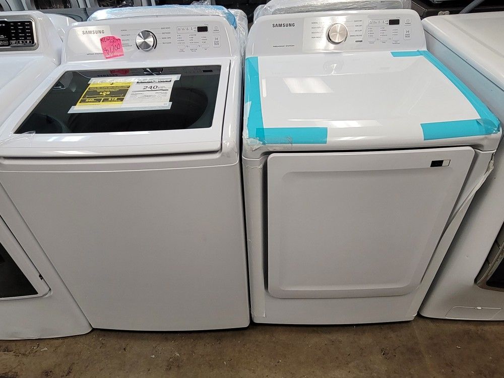 New Samsung Top Loading Washer With Agitator And Gas Dryer Set