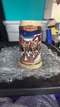 Budweiser 1998 Holiday Beer Stein 