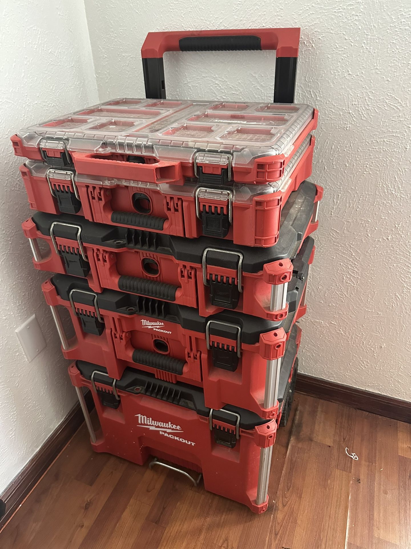 Milwakee Pack out Full Set