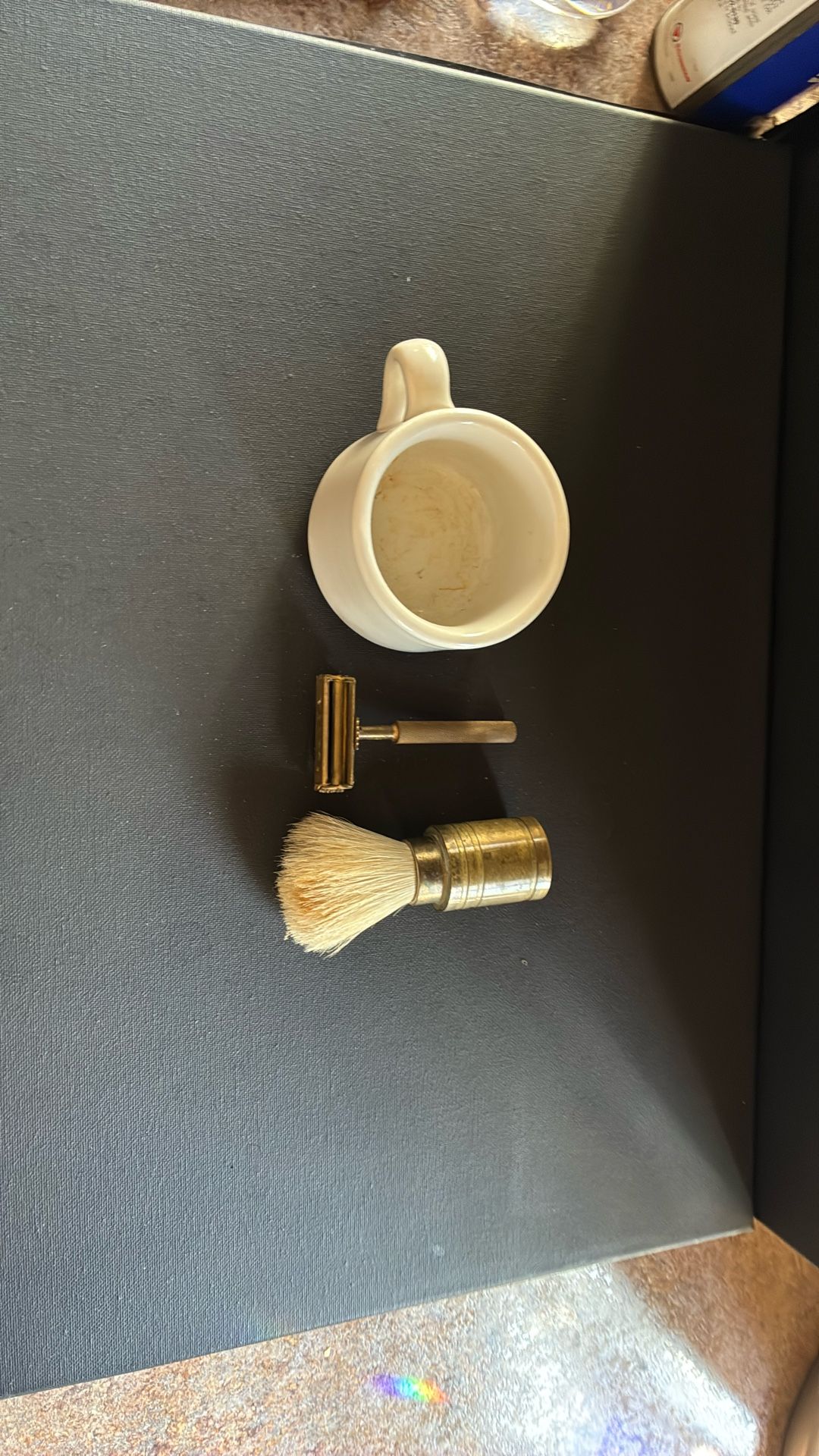 Valet Brass Shaver And Brush W/Jackson China Cup