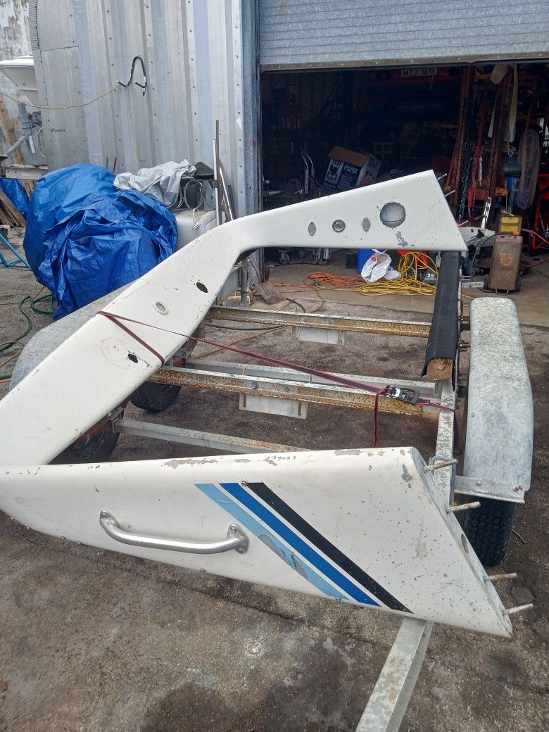 Fiberglass Radar Arch For Boats Can Be Fitted